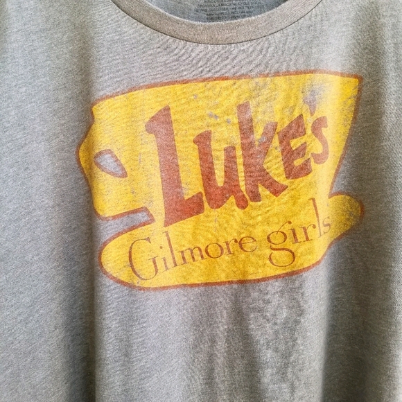 Gilmore Girl’s TV Show Souvenir T-Shirt. Large - Picture 2 of 6